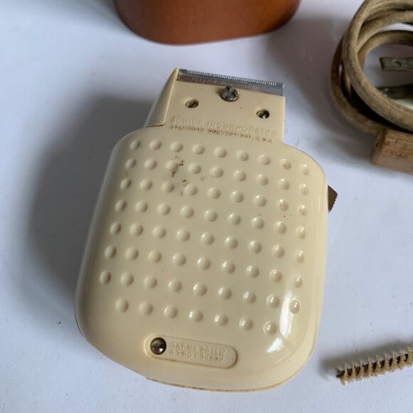 Schick Vintage Men's Razor with Original Case Brush & Power Cord 1950s - Picture 3 of 8